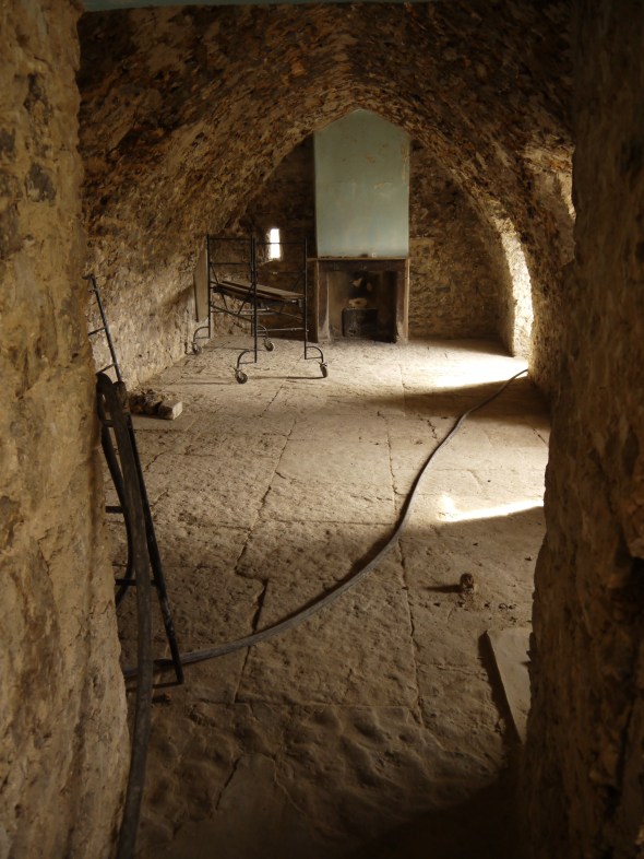 il ne manque plus que l'autel !!!