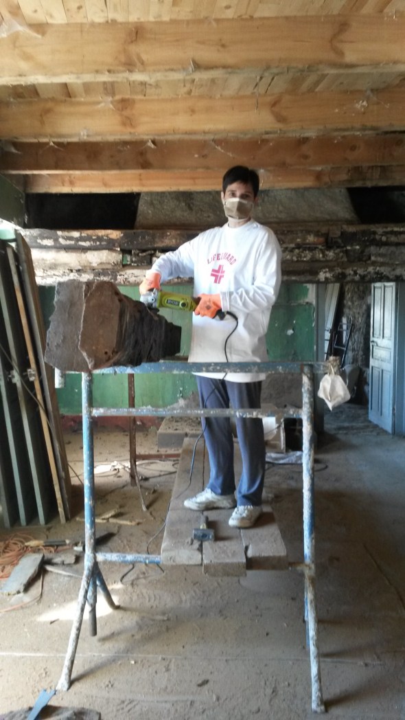 C'EST BON LA POUSSIÈRE