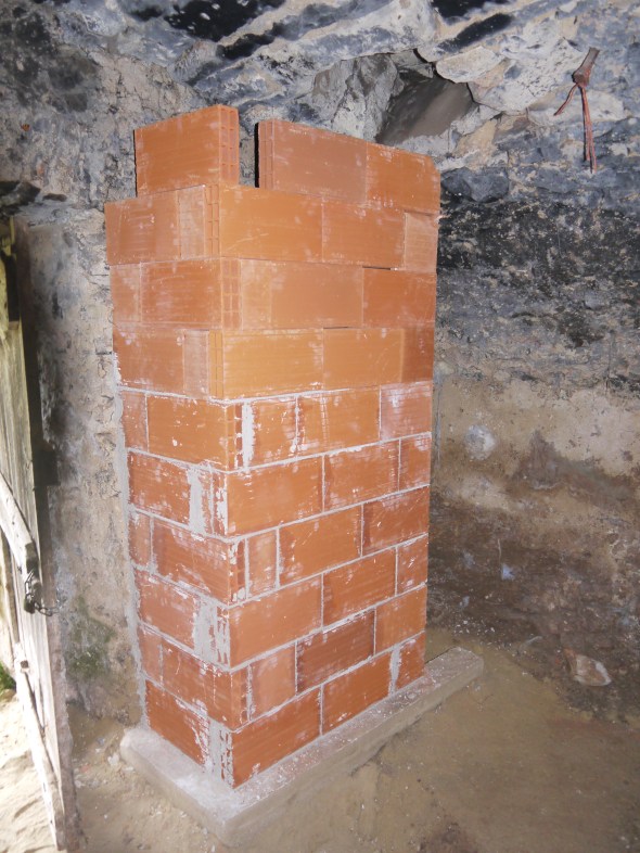 support (pas fini!) du tableau electrique !